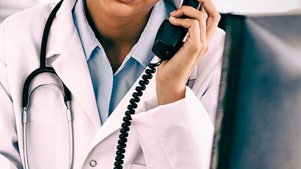 Folgeverordnungen für häusliche Krankenpflege, Hilfsmittel und Heilmittel dürfen laut GBA-Beschluss weiterhin auch nach telefonischer Anamnese ausgestellt werden. Voraussetzung ist, dass bereits zuvor aufgrund derselben Erkrankung eine unmittelbare per