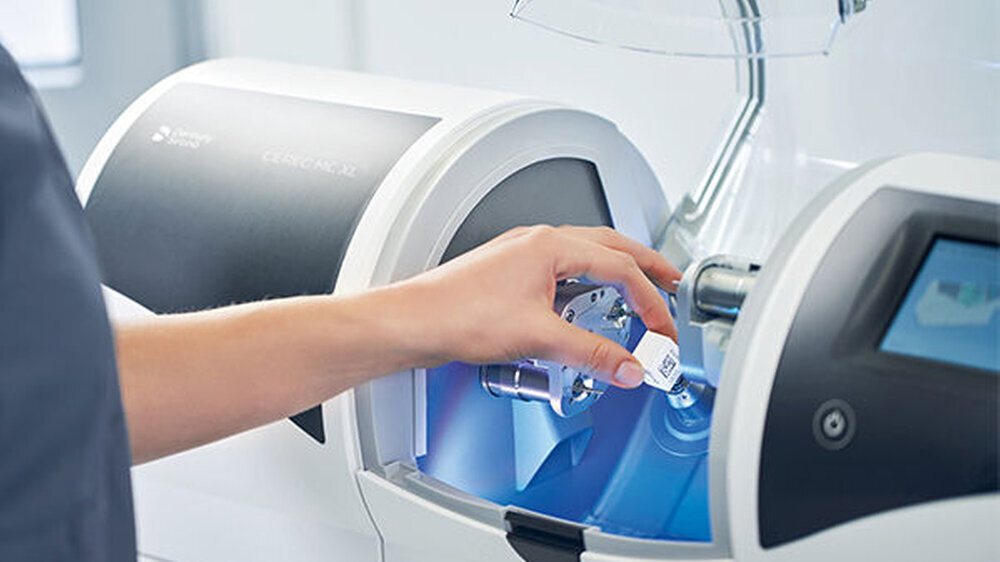 Neues Design für die Schleif- und Fräsmaschine CEREC MC XL.