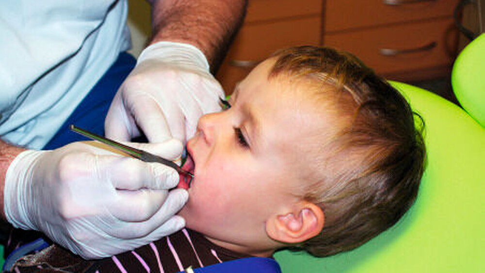 Mit dem Präventionsgesetz soll die Früherkennung auch von Zahnerkrankungen verbessert werden. |