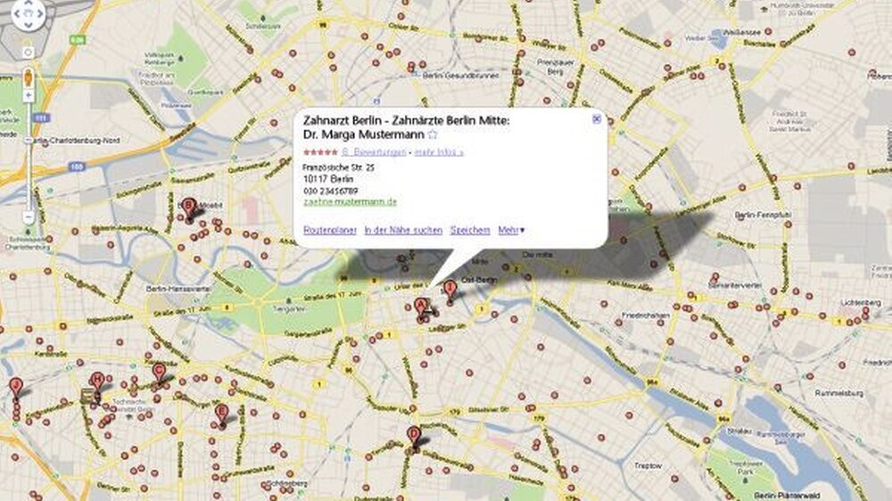 Mit Google Maps können Patienten ganz einfach Zahnarztpraxen in ihrer Umgebung finden – und sich sogar Bewertungen früherer Patienten ansehen.