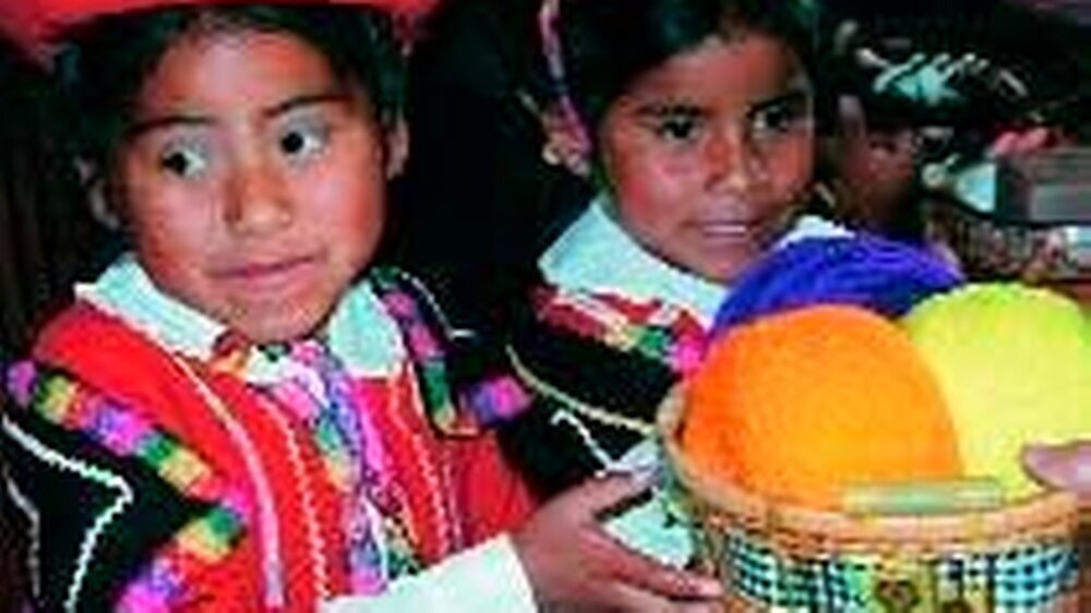 Waisenkinder aus einem peruanischen Projekt in der Nähe der Stadt Cusco. Die Finanzierung läuft über das Hilfswerk DeutscherZahnärzte.