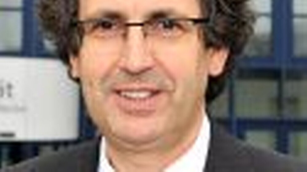 Prof. Stefan Zimmer von der Universität Witten/Herdecke hat die Studie begleitet.