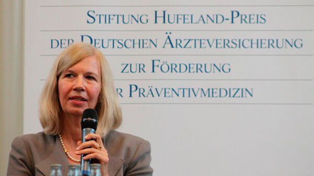 "Freude an der Bewegung muss durch Vorbilder geprägt werden", meint Dr. Kerstin Ketelhut. Viele Eltern könnten das heute nicht (mehr) leisten. Ketelhut plädiert dafür, Bewegung zu einem festen Bestandteil in der Kita zu machen.