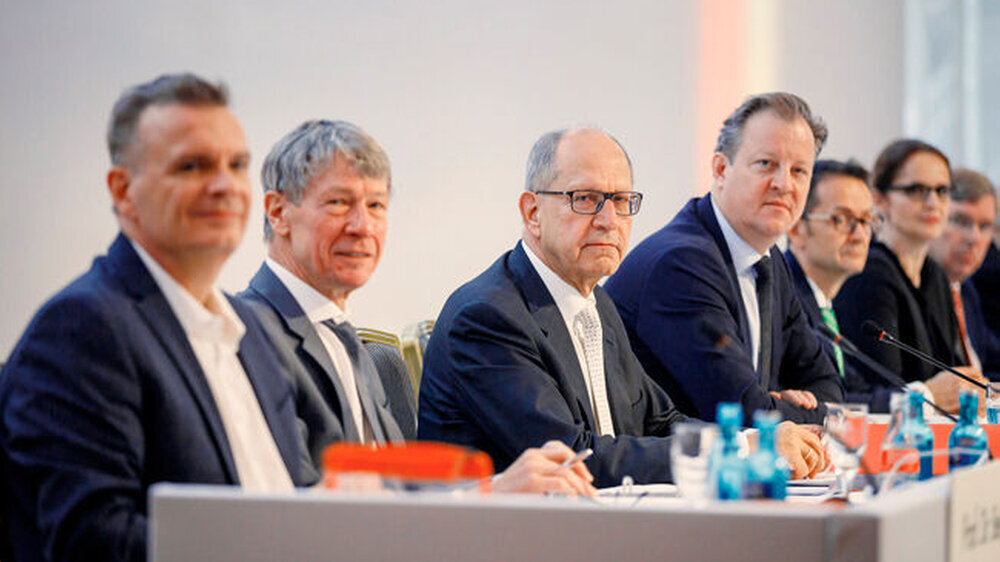 Der Geschäftsführende Vorstand und Geschäftsführer während der Bundesversammlung