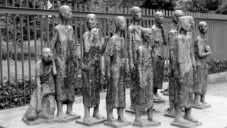 Mahnmal zum Gedenken an Holocaust, Gewaltherrschaft und die ermordeten Juden in der Sophienstraße in Berlin