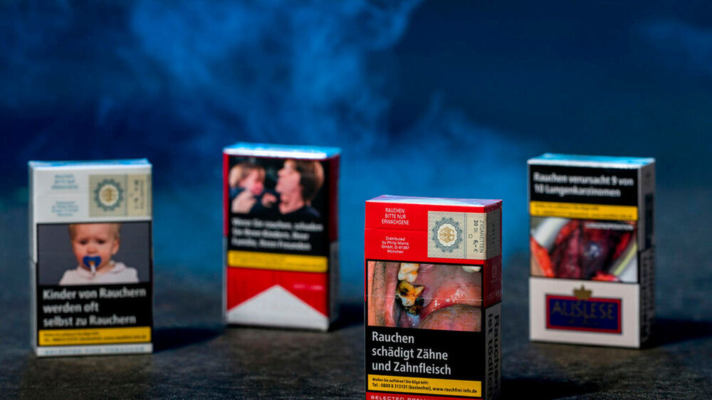 "Rauchen schädigt Zähne und Zahnfleisch" lautet einer der Warnhinweise auf Zigarettenpackungen.