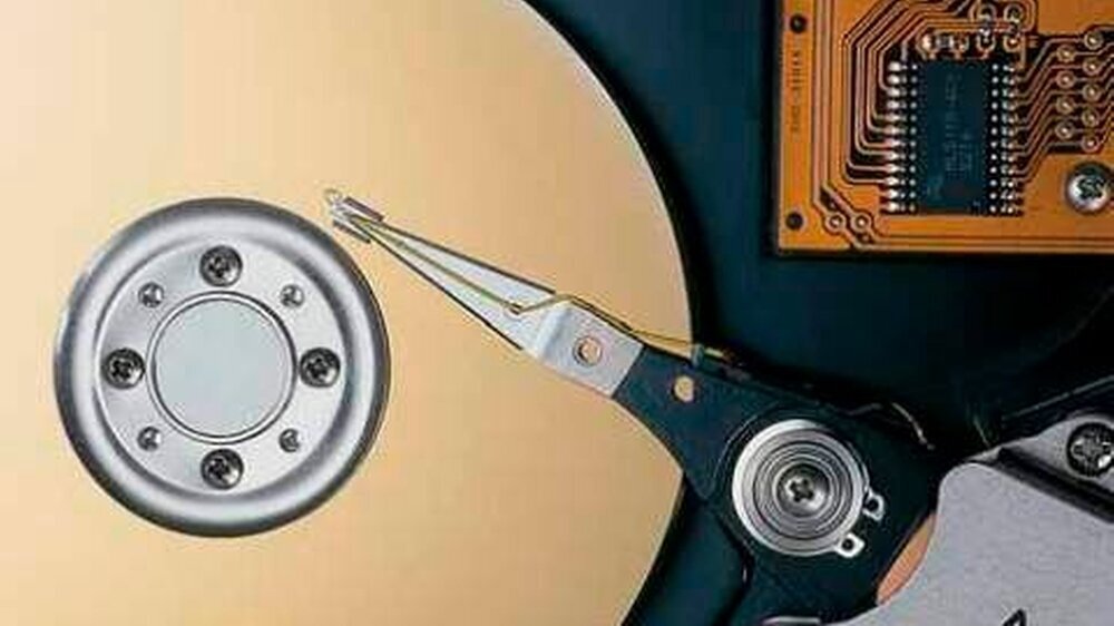 Wenn sie schmutzig ist, läuft nichts. Das gilt für die gute alte LP genauso wie für die Festplatte des PC.F
