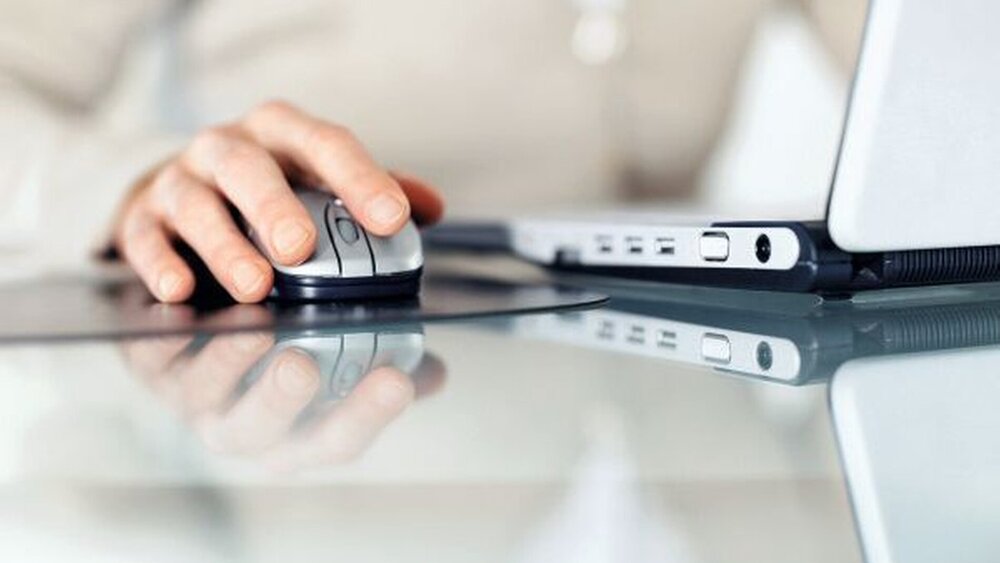 Patienten, die einen passenden Zahnarzt suchen, hilft ganz neu das Online-Portal Weisse Liste. Dort können sie ihren Behandler jetzt auch bewerten. |