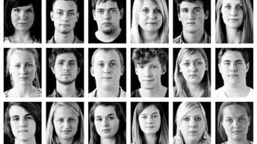 30 junge Frauen und Männer berichten in ihren Blogs von ihren Begegnungen mit Sterbenden.