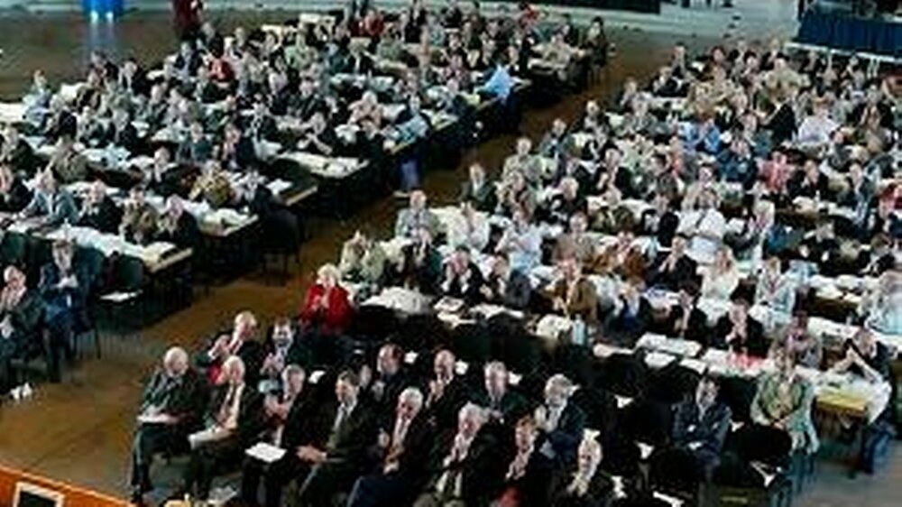 Die Positionierung für vier weitere Jahre Rot-Grün war Aufgabe der Hauptversammlung des FVDZ in Lübeck.