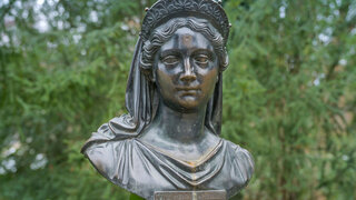 Büste Königin Luise von Preußen, Schloßpark Charlottenburg, Berlin, Deutschland