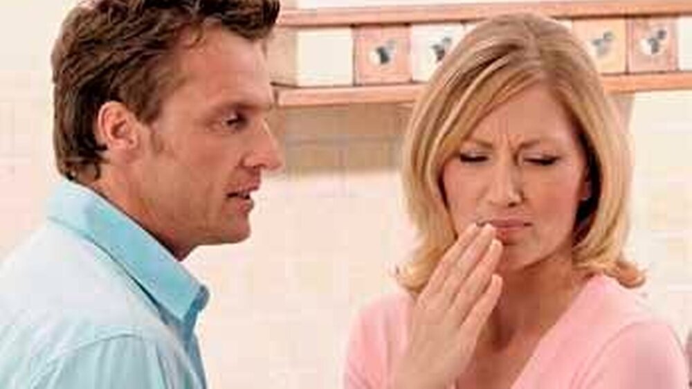 Ein Drittel aller Deutschen leidet an Halitosis. Selten wird offen darüber gesprochen. „Vergiss deine Zunge nicht“ will mit solchen Tabus brechen.