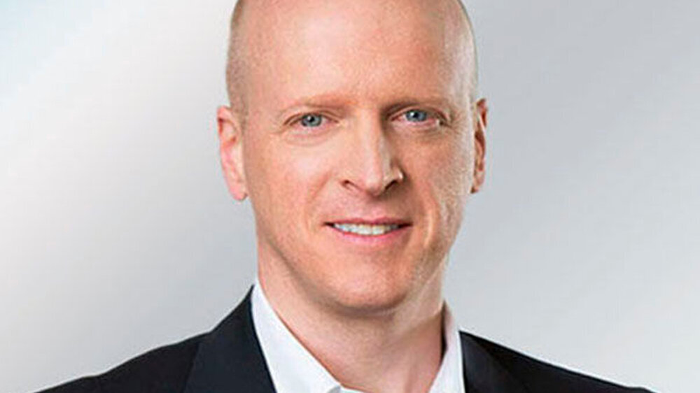 Prof. Stefan Holst erläutert die neue Vorgehensweise bei Nobel Biocare: Erst die biologischen Reaktionsmechanismen erkennen, dann die Produktentwicklung.
