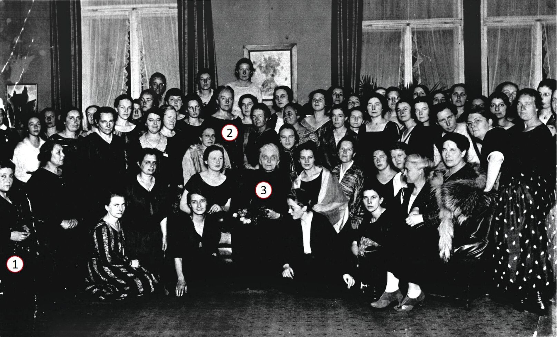 365619-flexible-1900.jpg Gründungsversammlung Deutscher Ärztinnenbund 1924