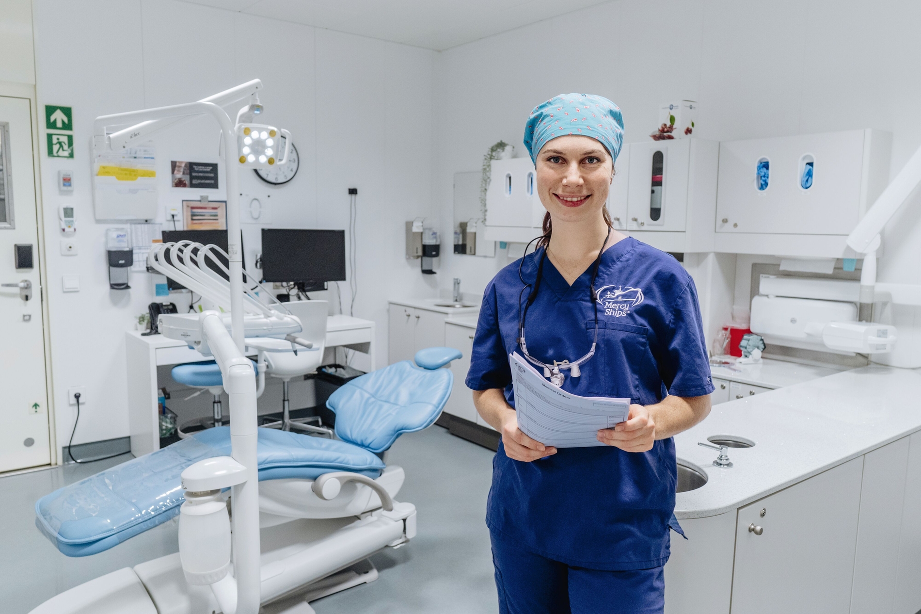 Zahnärztin Christina Schwander im Einsatz auf der Global Mercy