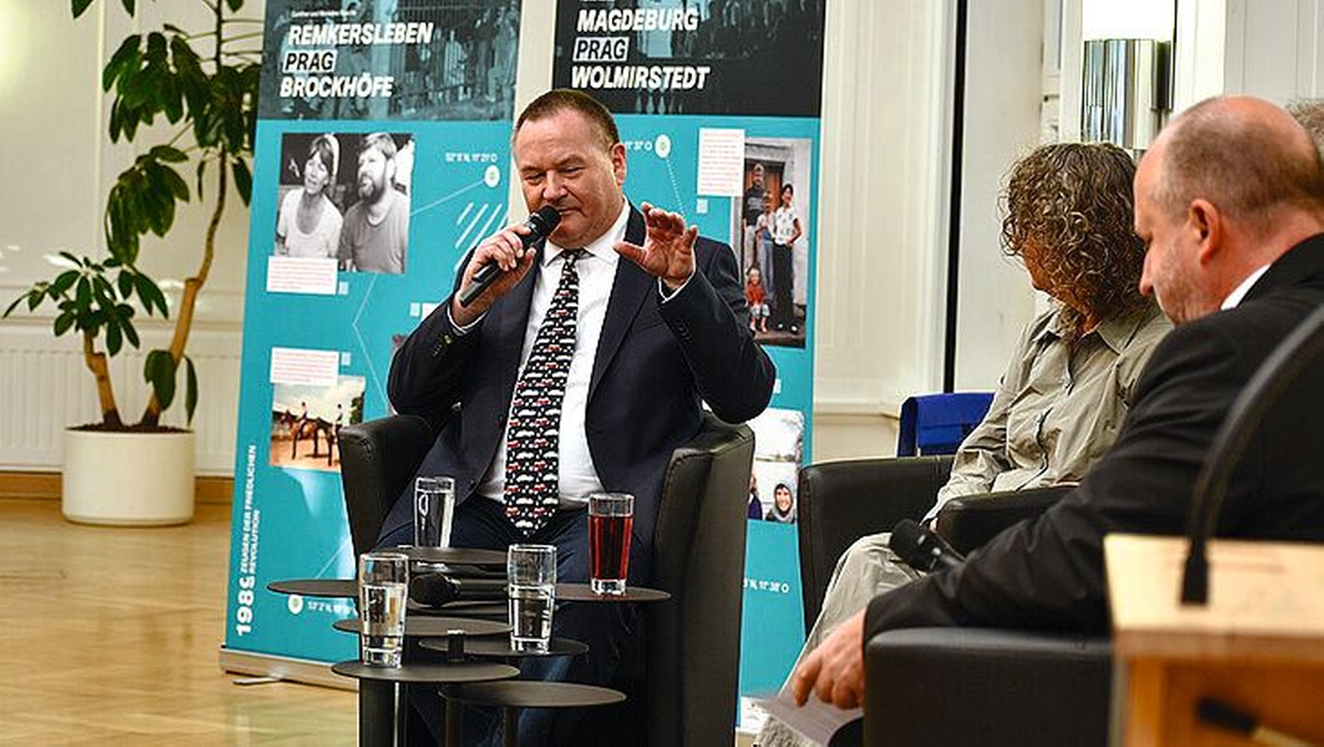 Dr. Rolf Mahlke bei der Gedenkfeier im Landtag Sachsenanhalt.