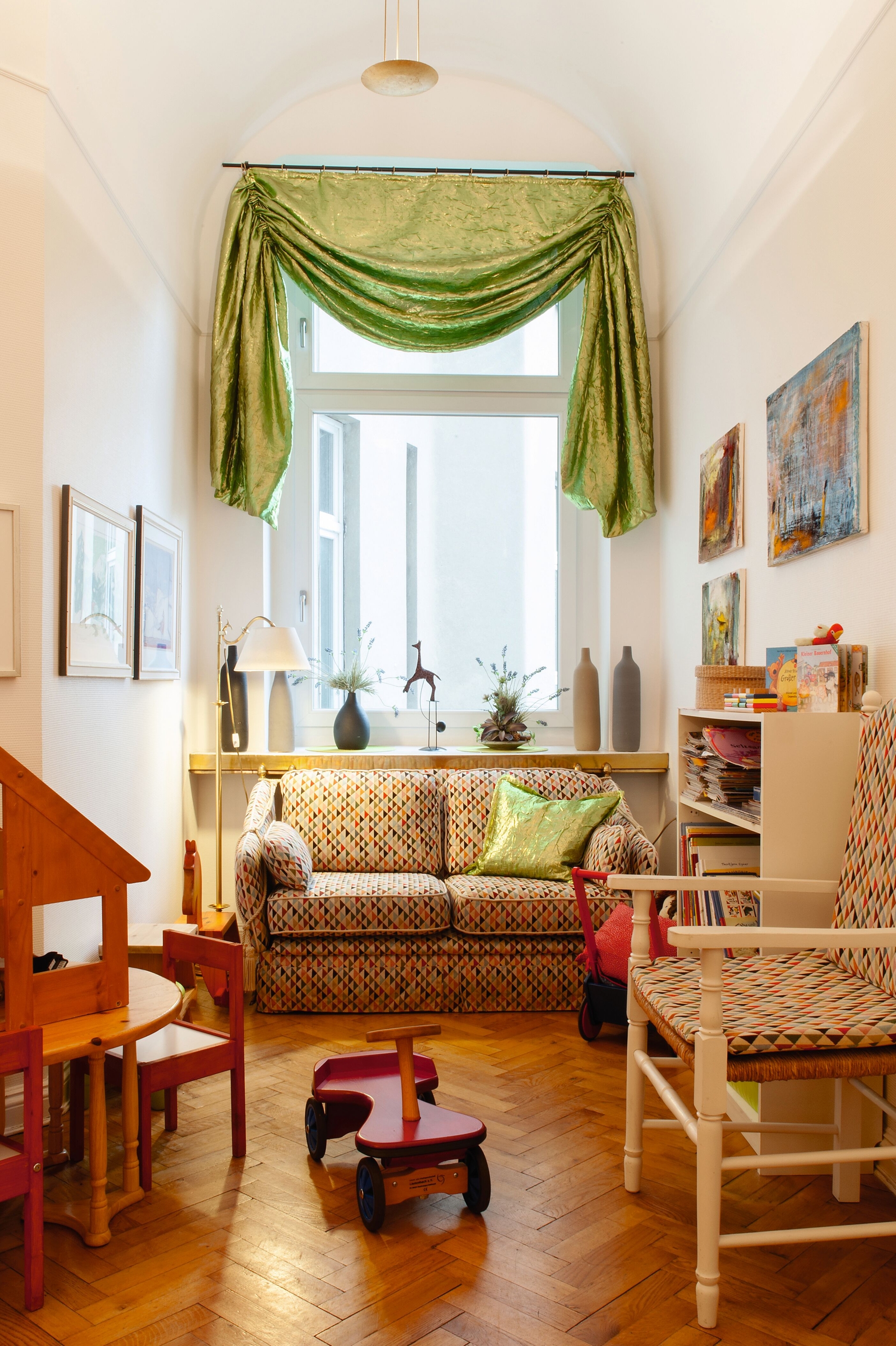 Kinderwartezimmer der Praxis Zimny in Berlin-Charlottenburg.