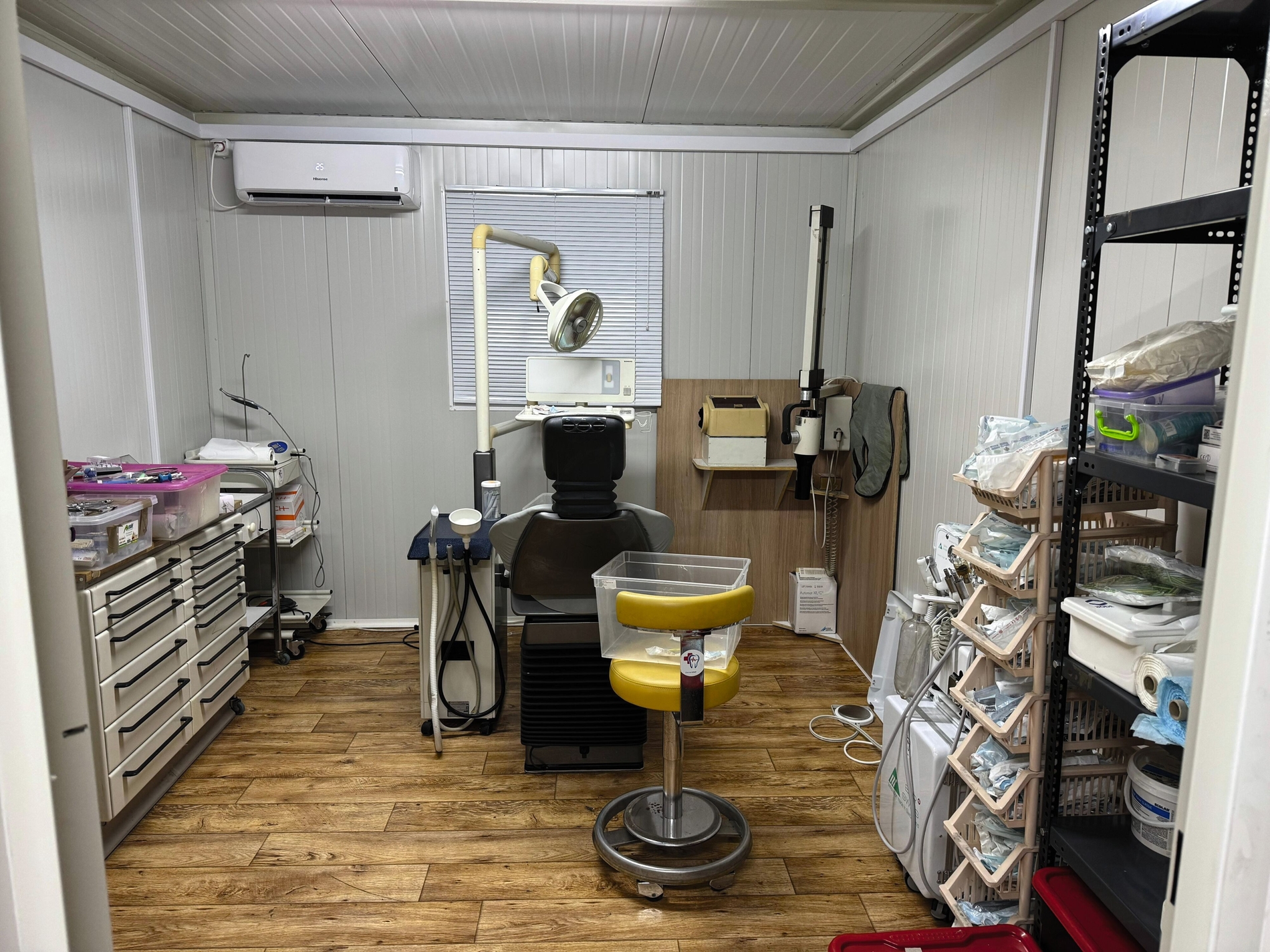 Dental Emergency Team e. V. Zahnstation im Flüchtlingslager Vial wiedereröffnet