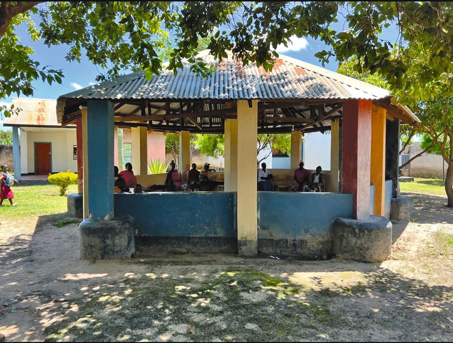 Zahnärzte ohne Grenzen und „Ein Haus für Kinder“ in Sambia Zahnärzte ohne Grenzen und „Ein Haus für Kinder“ in Sambia