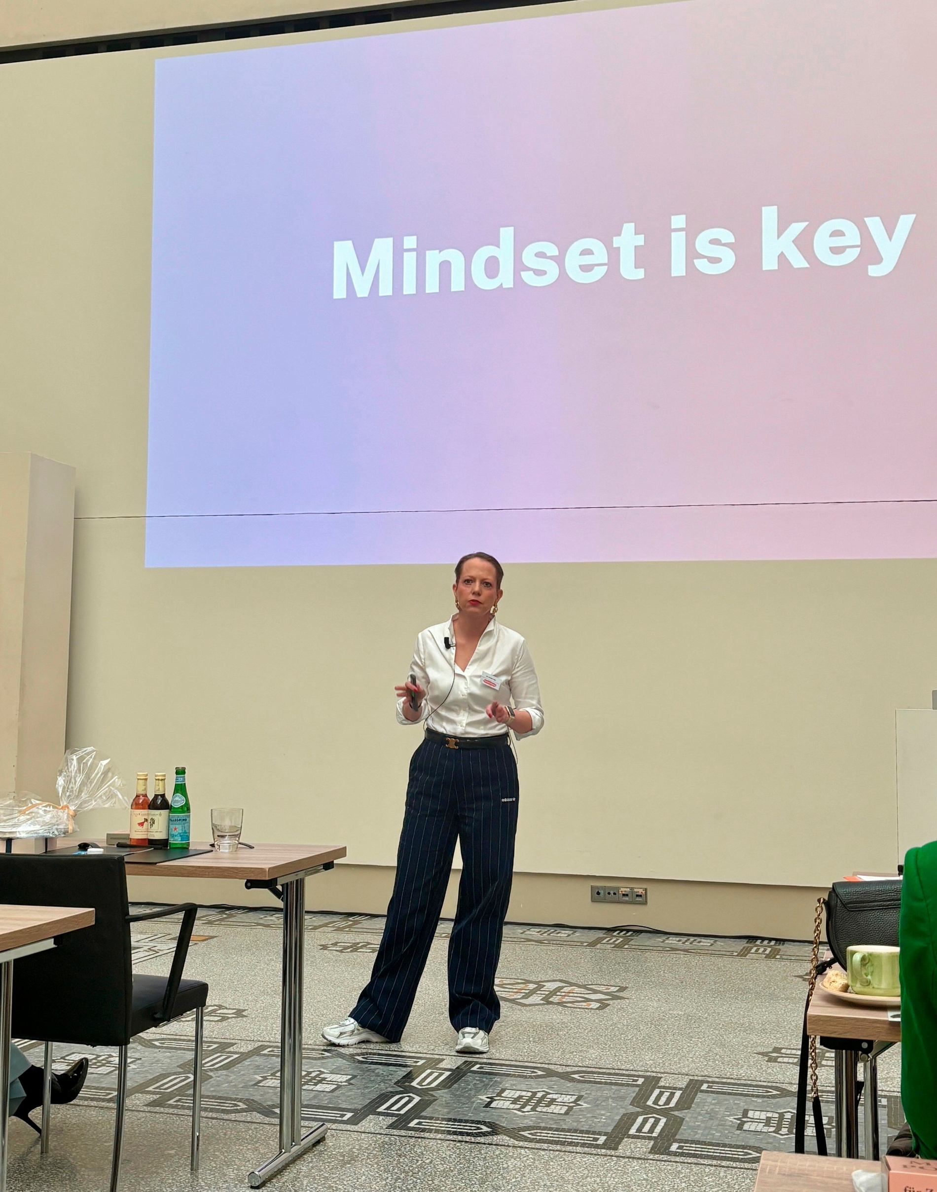 Dr. Kristin Arp beim Dentista Kongress 2025