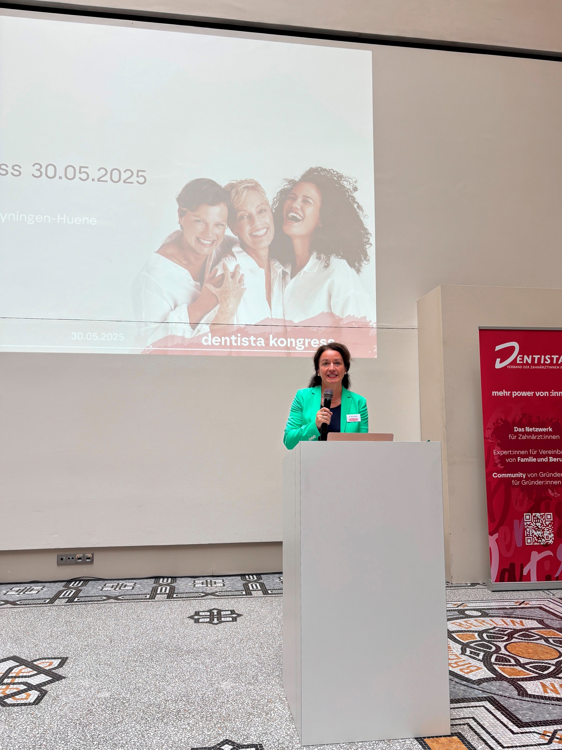 Dr, Romy Ermler beim Dentista Kongress 2025.