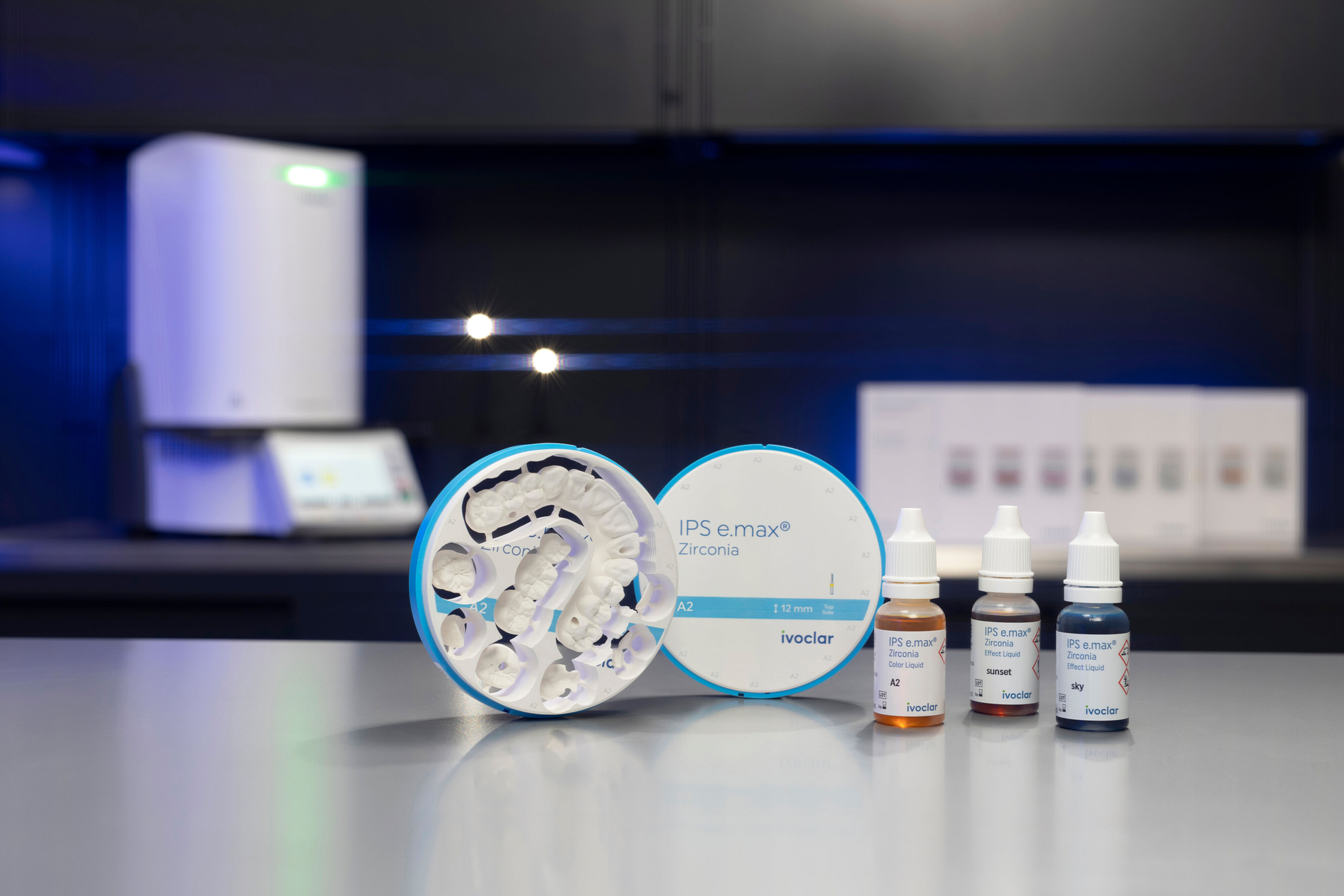IPS e.max Zirconia und IPS e.max Zirconia Color und Effect Liquids.