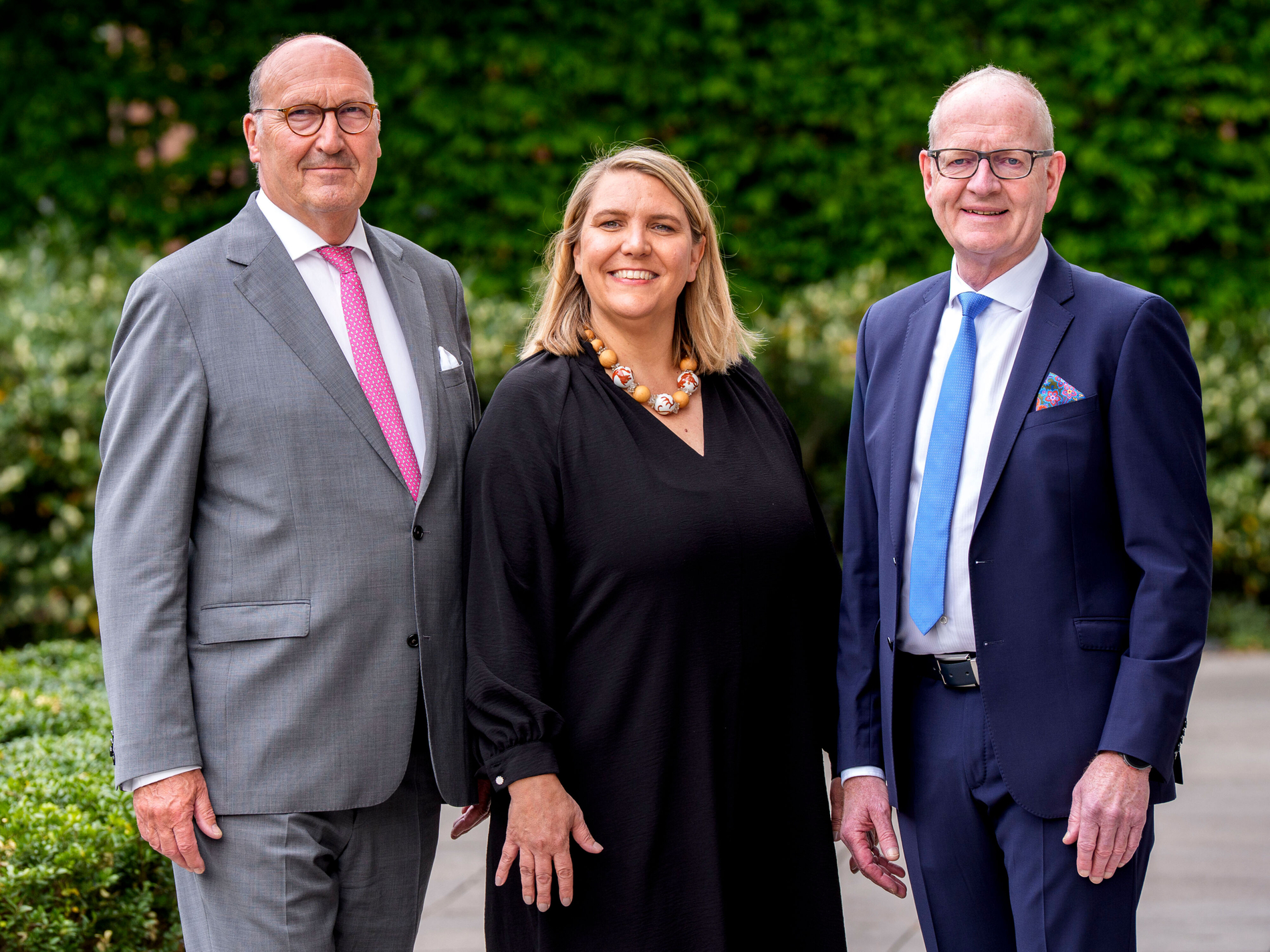 Vorstand der KZBV beim KZBV-Frühjahrsfest. Von links: Dr. Karl-Georg Pochhammer, Meike Gorski-Goebel, Martin Hendges.
