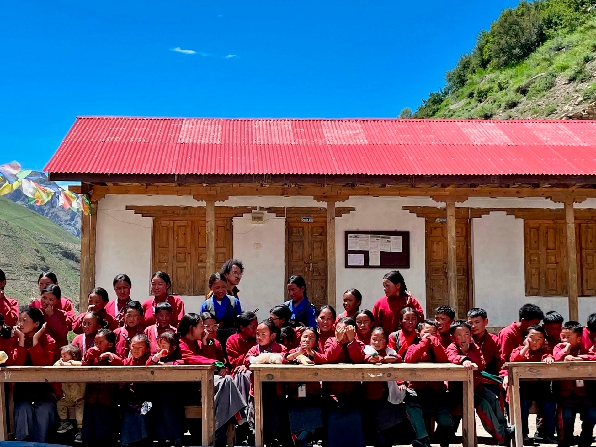 Einsatz in Nepal: Bergschule in Bhijer, Hochgebirgsregion Upper Dolpo. Einsatz in Nepal: Bergschule in Bhijer, Hochgebirgsregion Upper Dolpo.