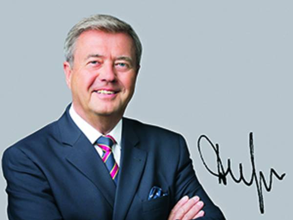 csm_Esser__Wolfgang_grau_quer_KZBV-Baumann__2_.jpg_neu_85a5ceed09.jpg_master.jpg csm_Esser__Wolfgang_grau_quer_KZBV-Baumann__2_.jpg_neu_85a5ceed09.jpg_master.jpg