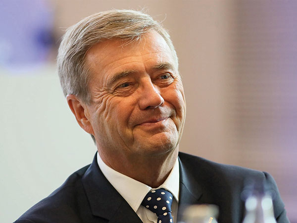 Esser_Darchinger_KZBV.jpg Esser_Darchinger_KZBV.jpg